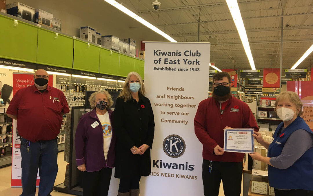 Kiwanis & Staples Helping the Uxbridge Community
